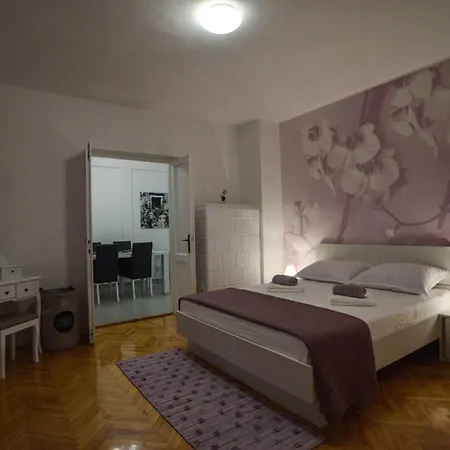 Apartment Luxury Boduja