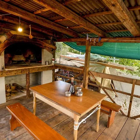 Luxury Boduja 公寓 *